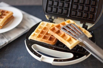 Как приготовить венские вафли без специальной вафельницы: два простых способа