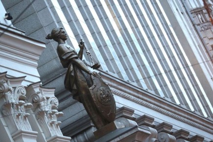 Путин акцентировал внимание на развитии конкурентоспособной российской юрисдикции