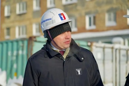 Дмитрий Карасёв: Оценил ход работ на улицах Нансена, 6, Пионерской, 8 и Бауманской, 31. Будущие жилые дома возводят в рамках Комплексного плана социально-экономического развития города