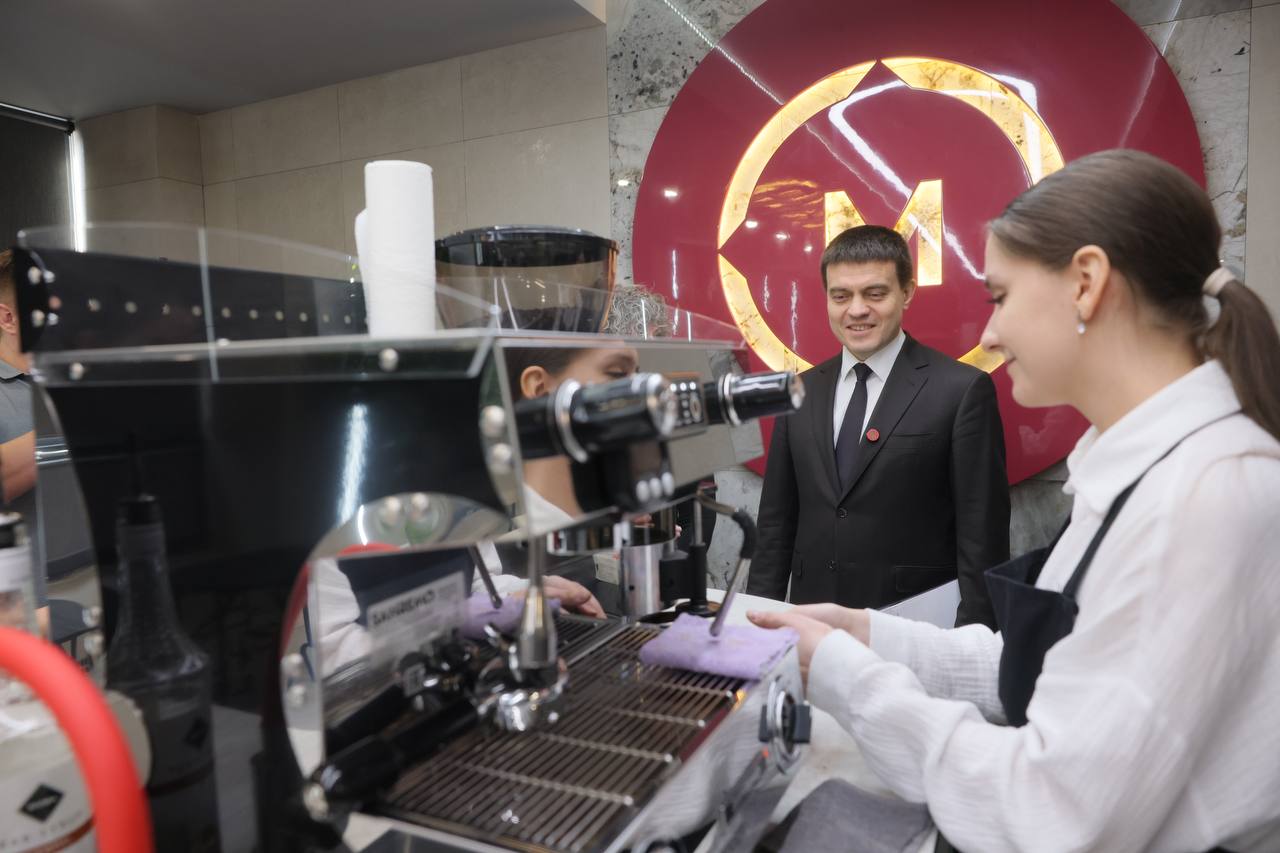 Михаил Котюков: Что делает Красноярский край привлекательным для туристов? Не только Енисей, Столбы, Арктика и другие достопримечательности, но и высочайший уровень гастрономических услуг Михаил Котюков: Что делает Красноярский край привлекательным для туристов? Не только Енисей, Столбы, Арктика и другие достопримечательности, но и высочайший уровень гастрономических услуг