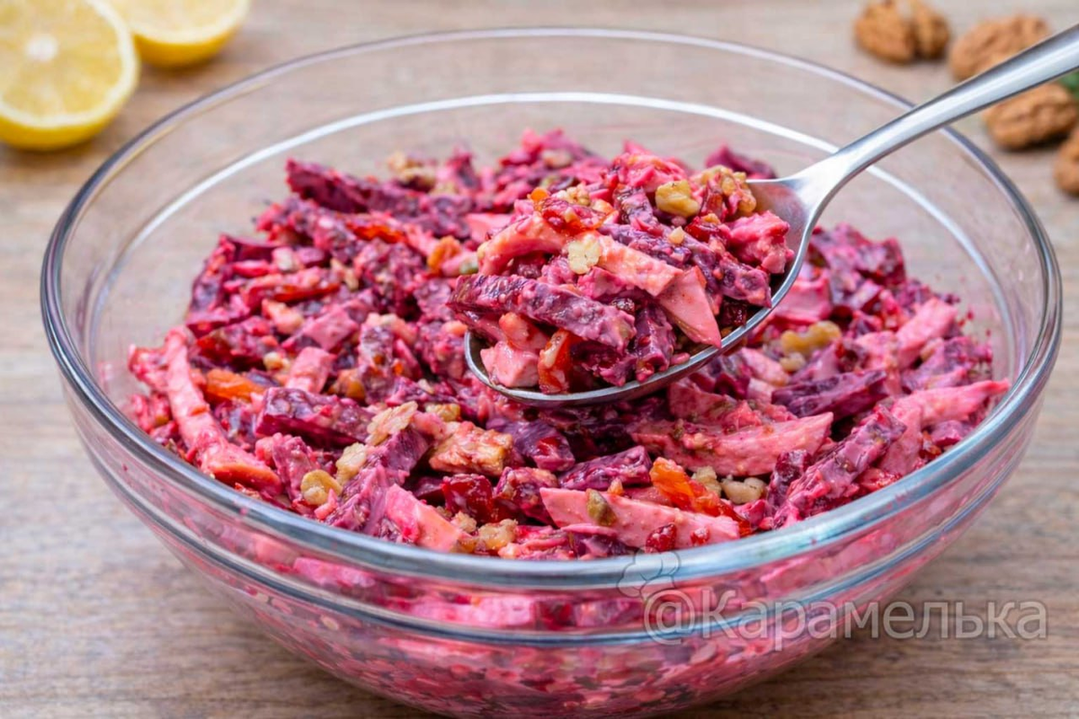 Необычный салат из свеклы за пять минут, который все захотят попробовать