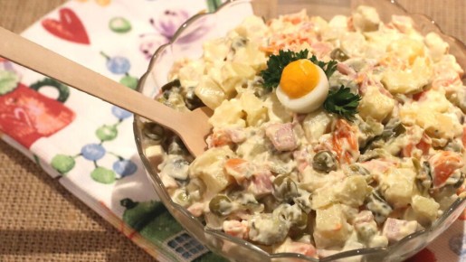 Космонавты МКС удивили американку необычным праздничным угощением