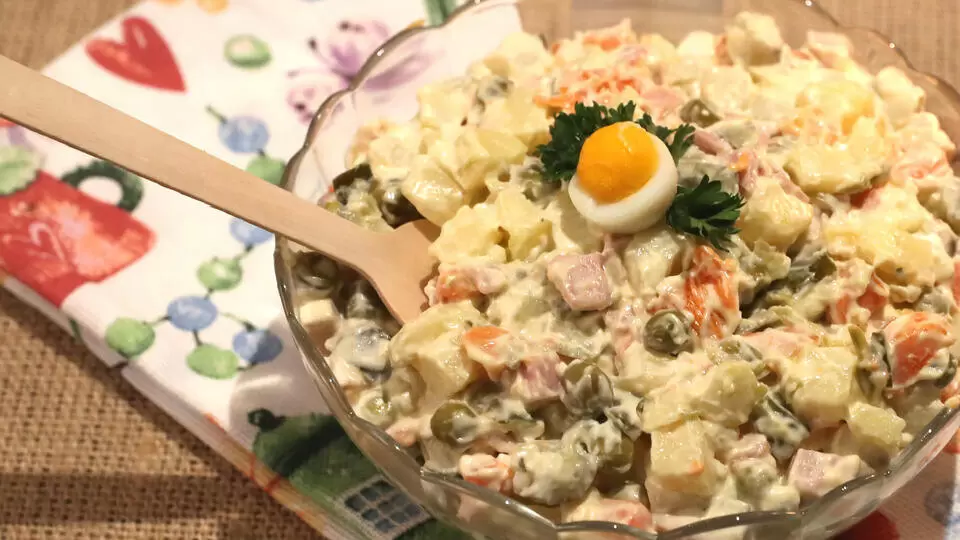 Космонавты МКС удивили американку необычным праздничным угощением