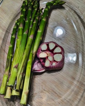 Нежная намазка из запеченного чеснока