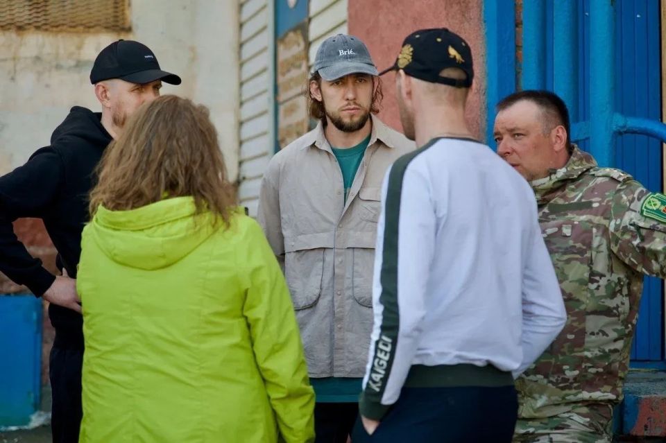 Сегодня в Норильск прибыла группа специалистов Московского зоопарка Сегодня в Норильск прибыла группа специалистов Московского зоопарка