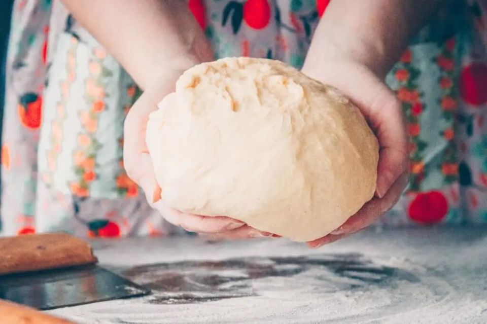 Пирожки с рисом и фаршем: вкусное решение для любого стола