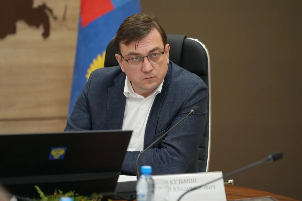 «Добавить огня себе и подчиненным»: прокурор края призвал усилить контроль за нацпроектами на 48,5 млрд рублей «Добавить огня себе и подчиненным»: прокурор края призвал усилить контроль за нацпроектами на 48,5 млрд рублей