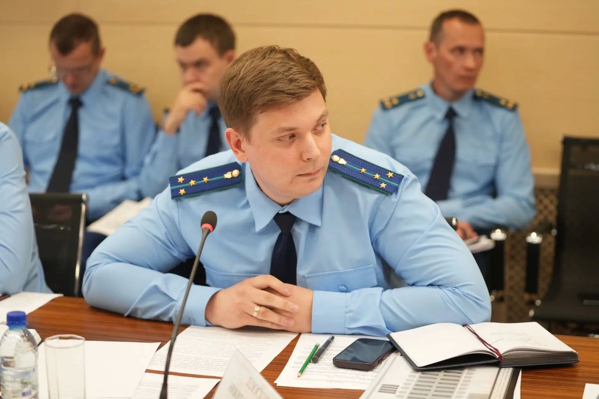 «Добавить огня себе и подчиненным»: прокурор края призвал усилить контроль за нацпроектами на 48,5 млрд рублей «Добавить огня себе и подчиненным»: прокурор края призвал усилить контроль за нацпроектами на 48,5 млрд рублей