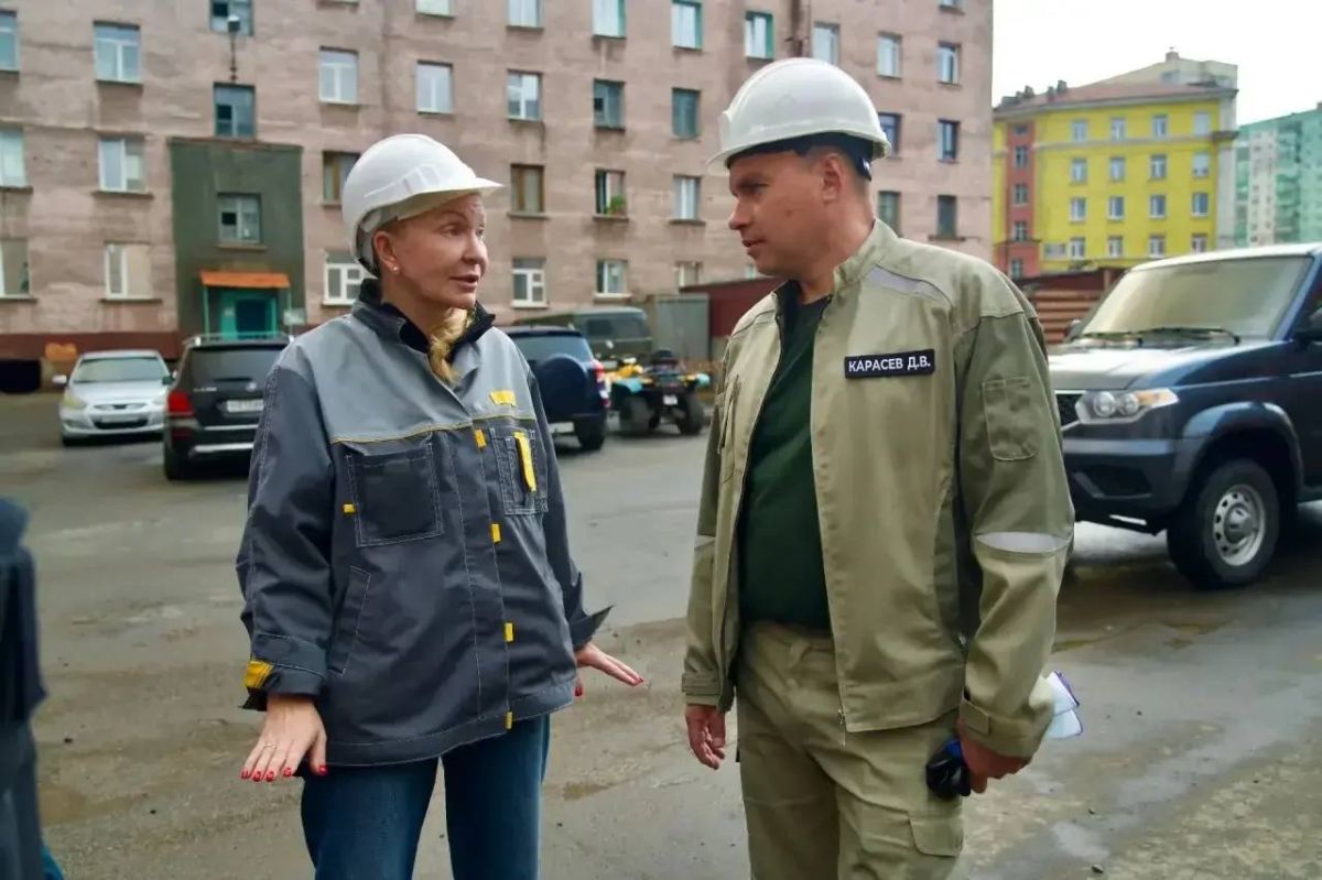 Дмитрий Карасёв: Проверил, как идут работы по термостабилизации грунтов на Ленинском проспекте: дома 13 и 17 Дмитрий Карасёв: Проверил, как идут работы по термостабилизации грунтов на Ленинском проспекте: дома 13 и 17