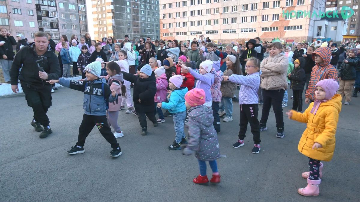 Оганерская детская школа искусств вышла за пределы классов Оганерская детская школа искусств вышла за пределы классов