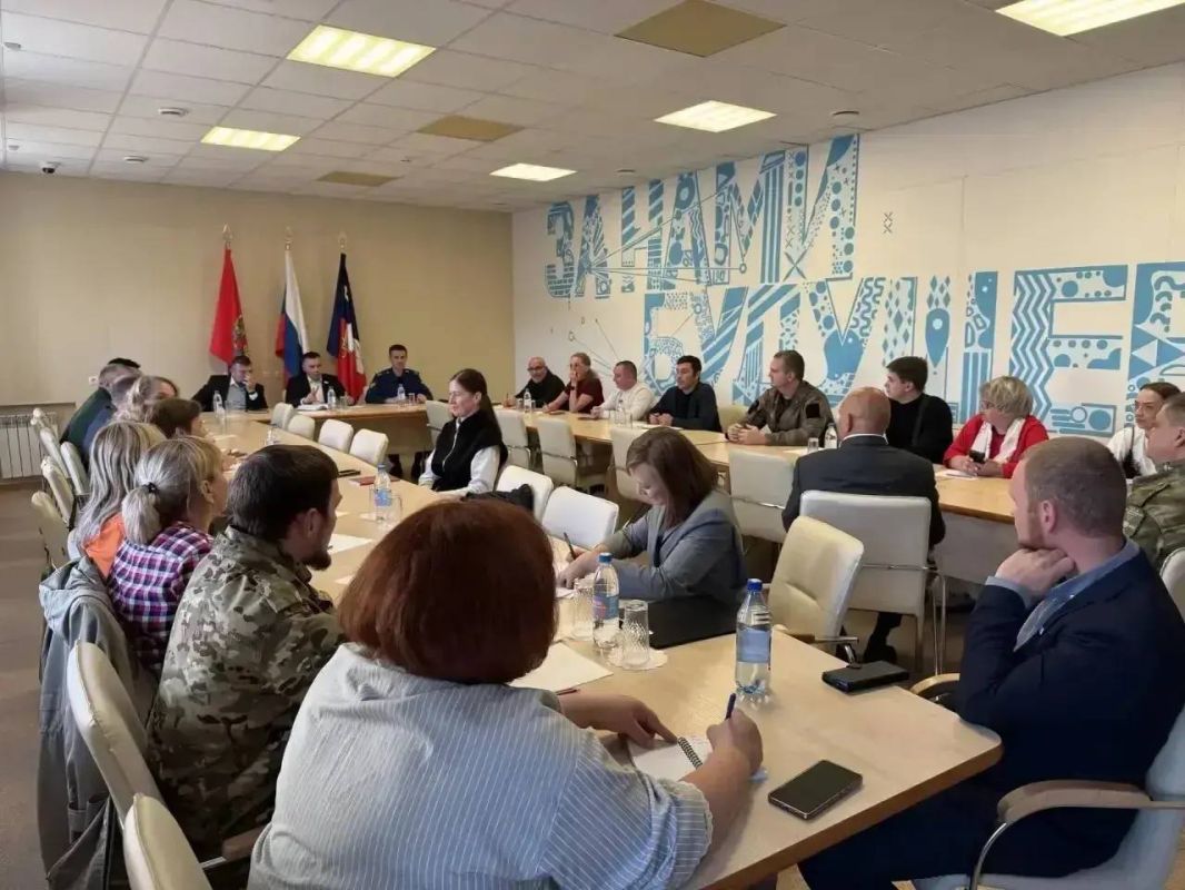 Дмитрий Карасёв: Вновь встретился с участниками СВО, ветеранами боевых действий и их семьями Дмитрий Карасёв: Вновь встретился с участниками СВО, ветеранами боевых действий и их семьями