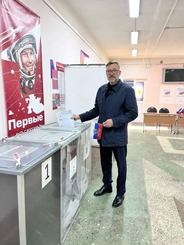 Краевые депутаты приняли участие в голосовании Краевые депутаты приняли участие в голосовании