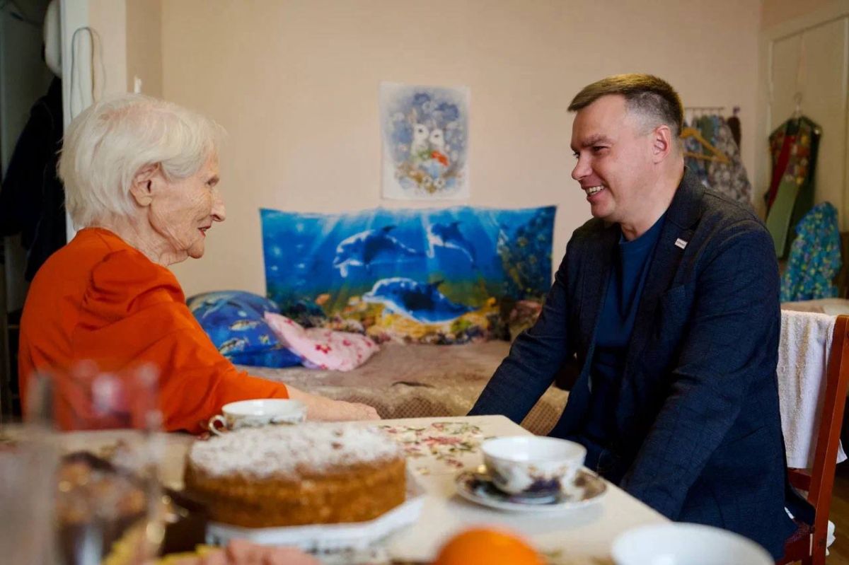 Дмитрий Карасёв: Сегодня поздравил с 95-летием Любовь Ивановну Куракину Дмитрий Карасёв: Сегодня поздравил с 95-летием Любовь Ивановну Куракину