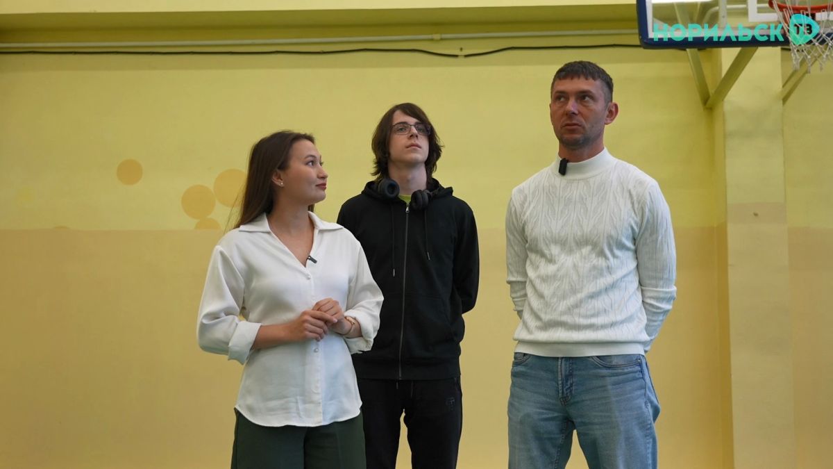 Желание увидеть родной город и вспомнить детство иногда приводит в Норильск тех, кто покинул его очень давно Желание увидеть родной город и вспомнить детство иногда приводит в Норильск тех, кто покинул его очень давно